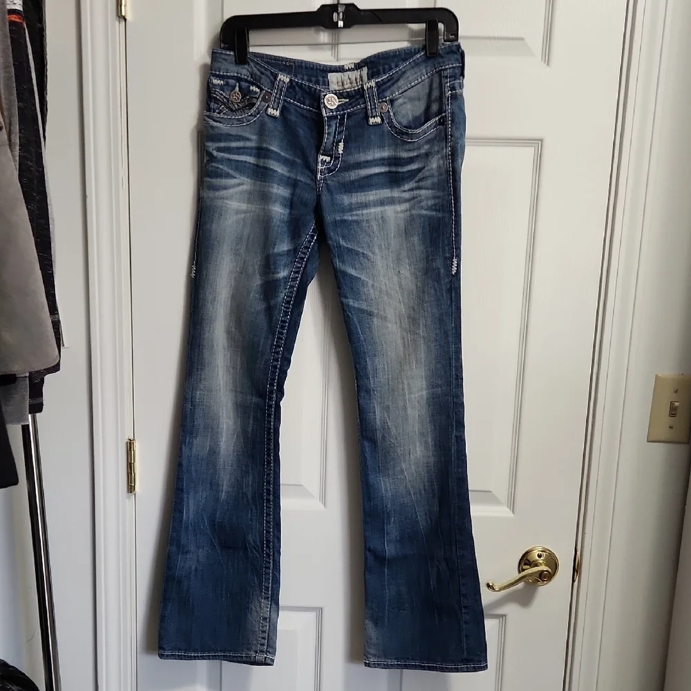 Big Star Women's Blue Boot Cut Jeans with Embellished Pockets - Picture 7 of 8
